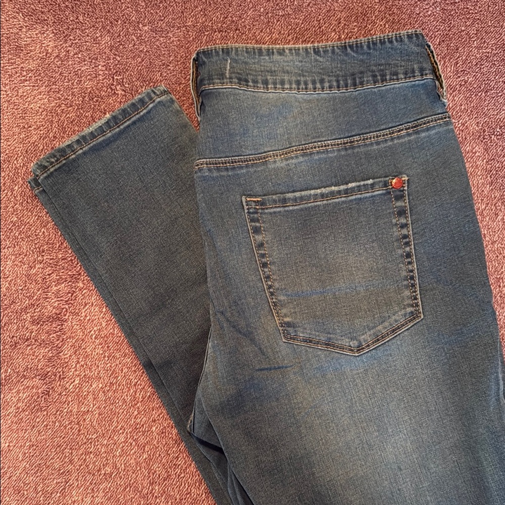 Bullhead Denim Co. Jeans - Picture 4 of 5